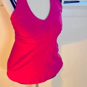 LULULEMON size 10 adjustable bust athletic top in pink
